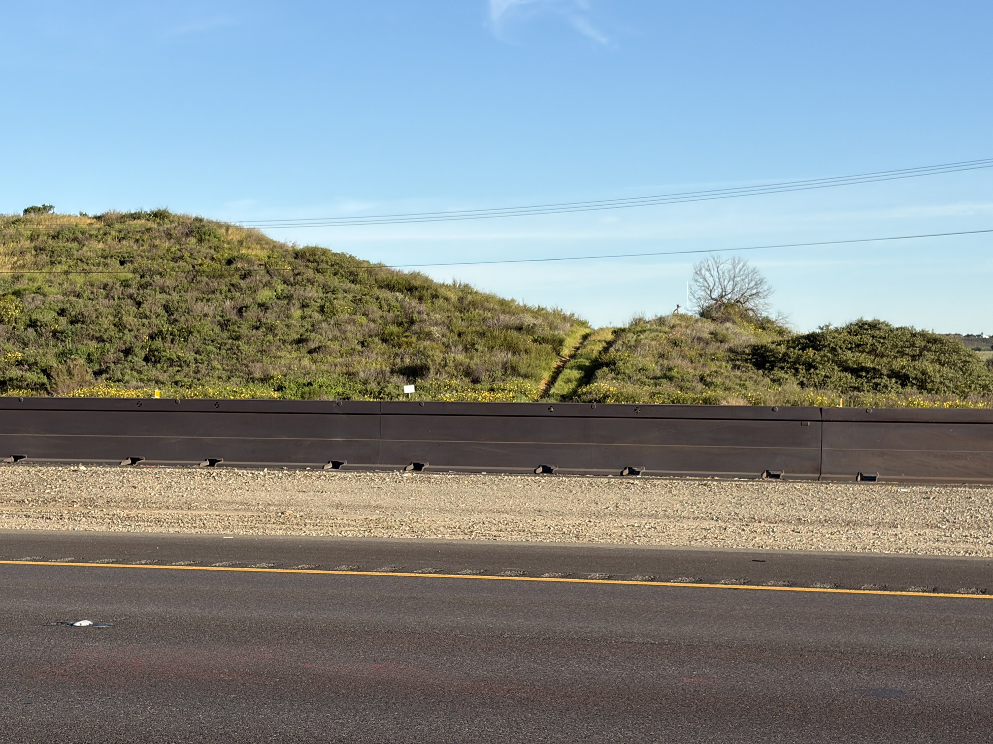 Enhanced with Natina, Zoneguard Steel Barriers on I-5 in San Diego